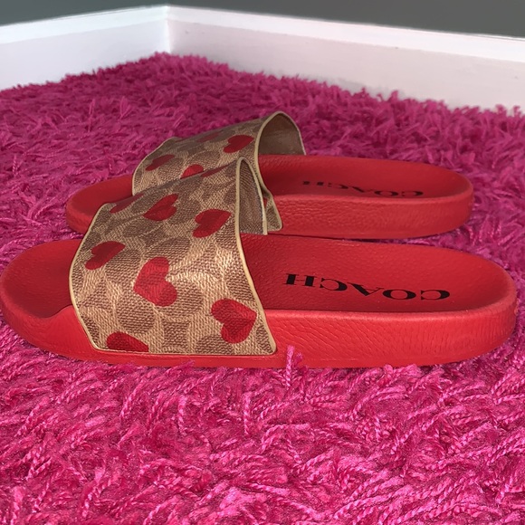 Coach Shoes Coach Udele Pool Slides Signature Heart Flip Flop Mules
